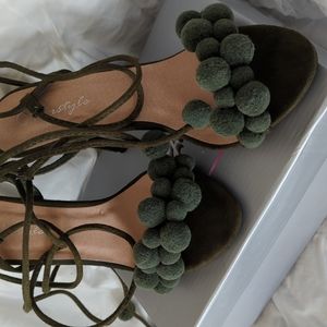 Herstyle Pom Pom Heels